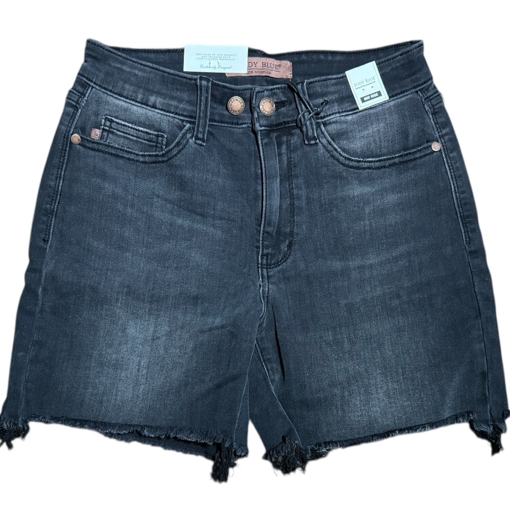 Judy Blue High Rise Bermuda Shorts Black Wash Frayed Hem Denim NWT - Picture 10 of 11